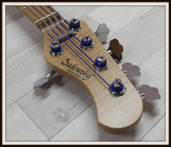 Sadowsky Custom Shop Single Cut 24-5 Walnut, Natural Transparent Satin, 2nd Hand